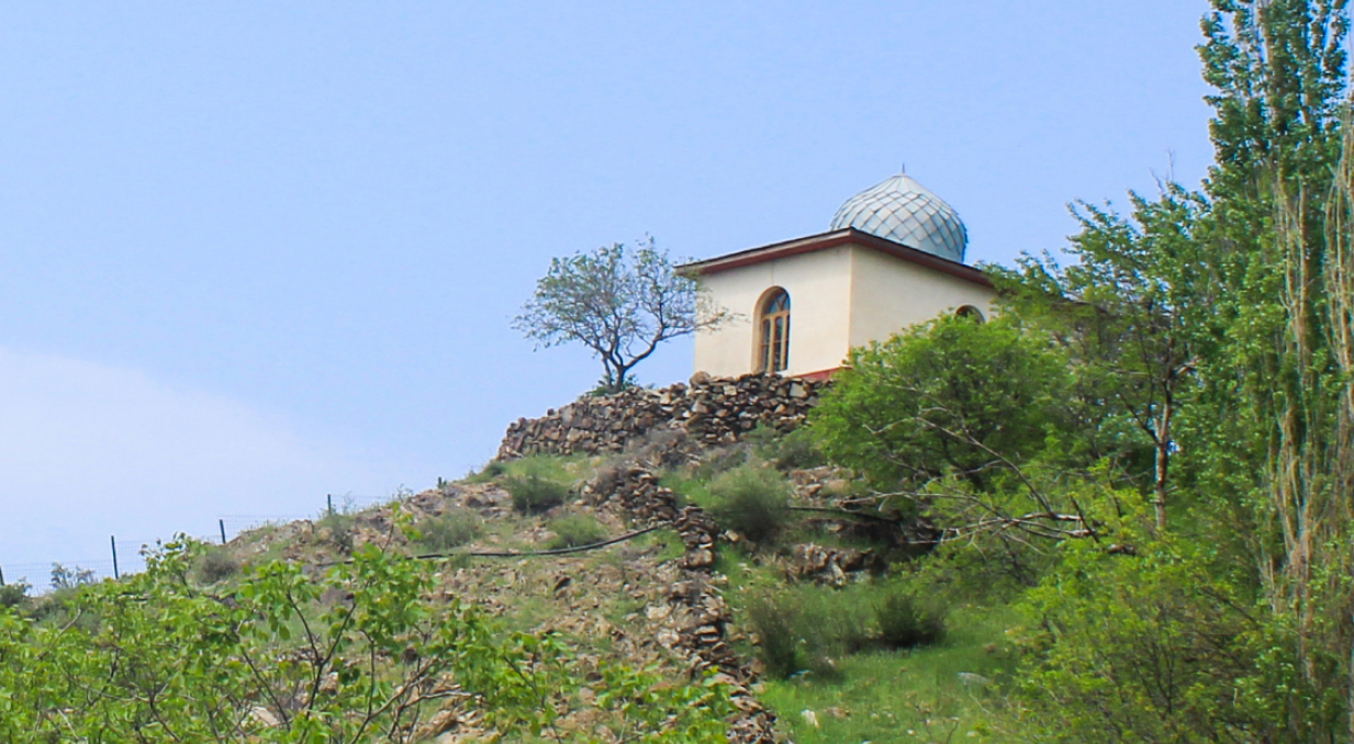 "Qoplon ota" ziyoratgohi