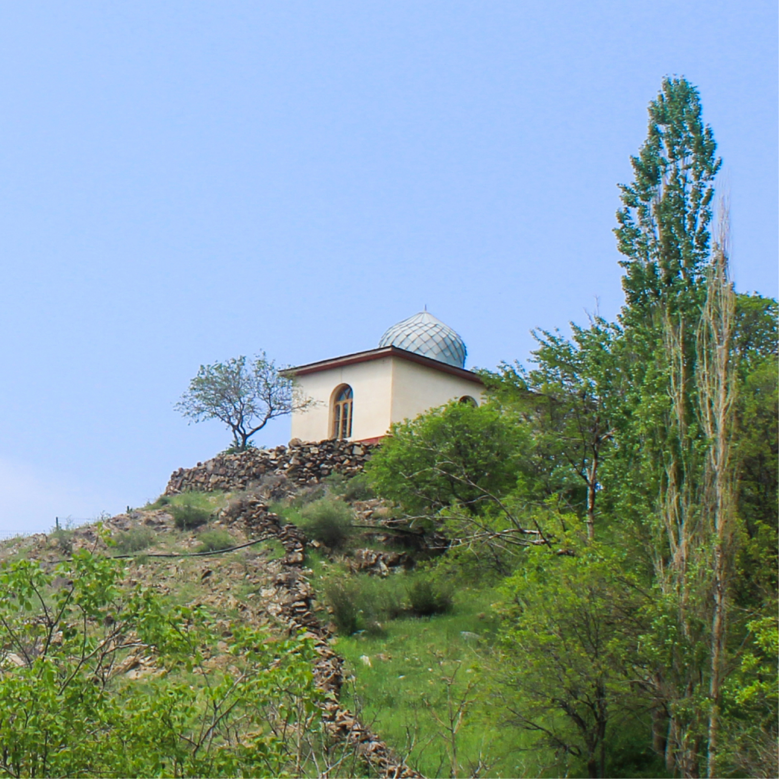 Qoplon ota ziyoratgohi (Avliyo tepa)